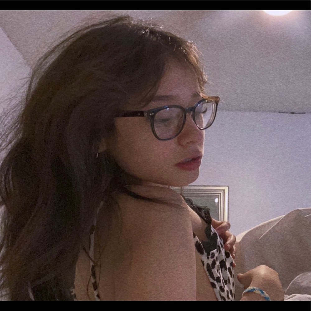 Meet your Posher, Marissa